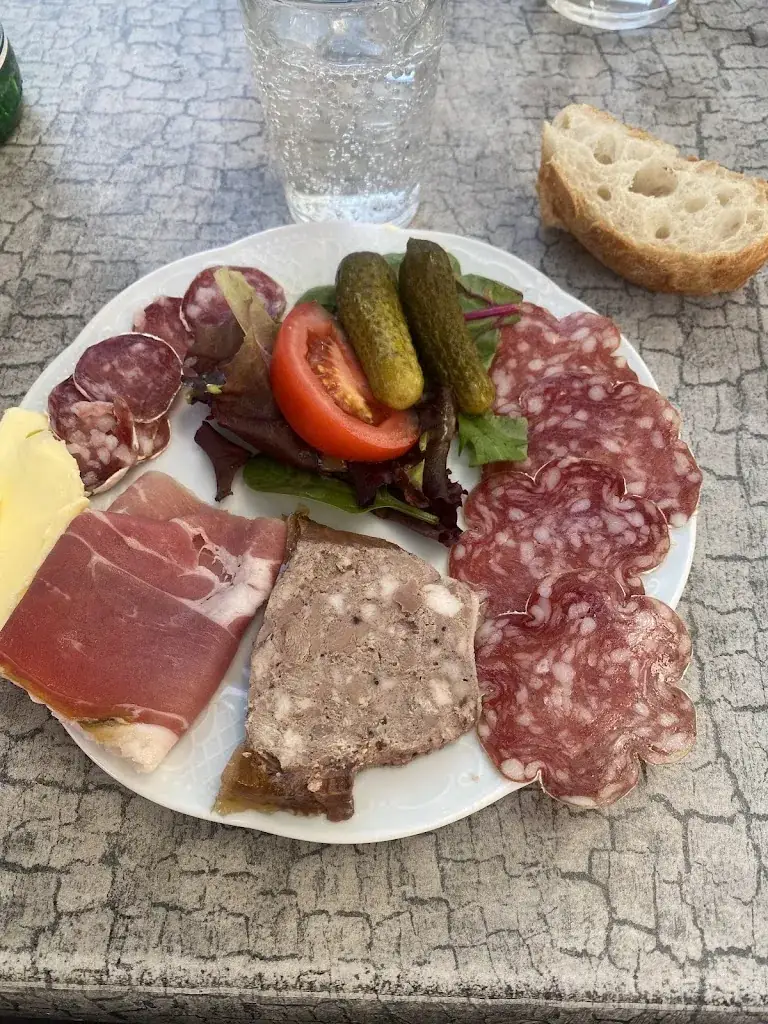 Rémi M_L'auberge du Hameau_Murat_review