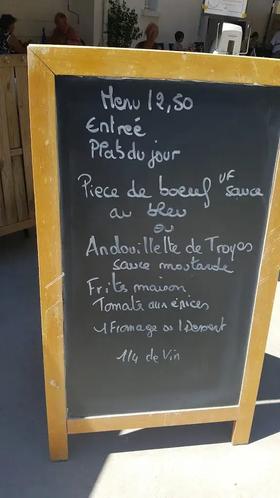 Chris Wilding_Le Grain de Sel_Saint-Molf_review