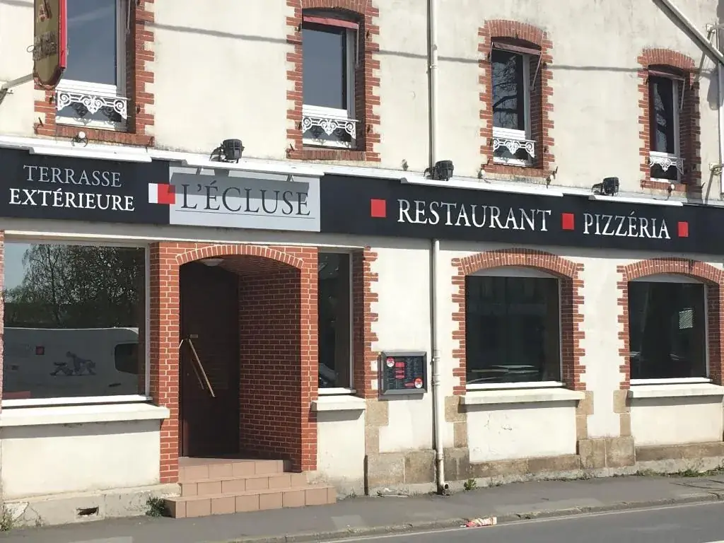 L'Ecluse Restaurant in Saint-Nicolas-de-Redon