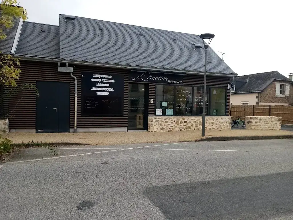 L'Emotion - Bar - Restaurant_Saint-Ouën-des-Toits_slider_image_3
