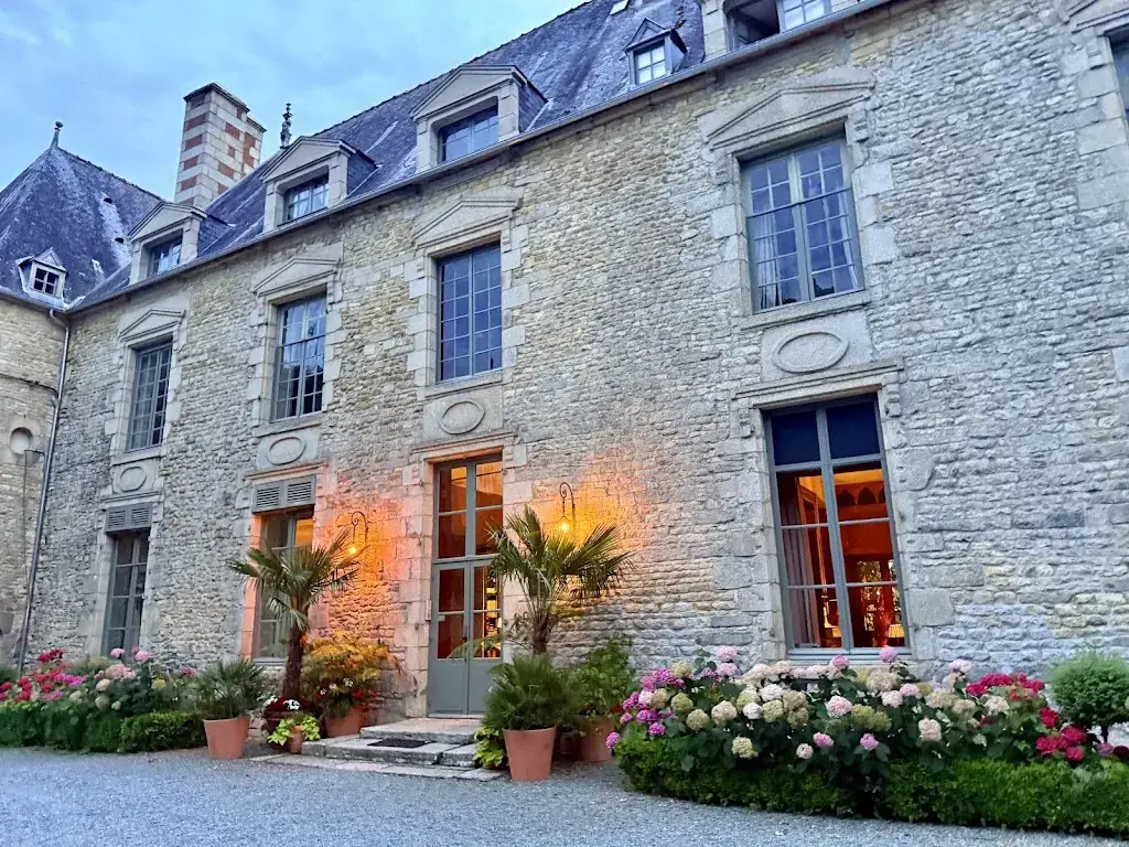 Antonia Kay_Château de Saint Paterne_Chevain_recensione