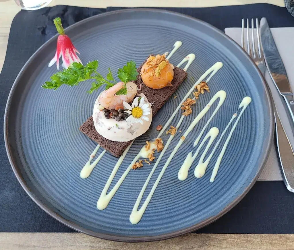 Sim Ctn_Au Fil des Saisons_Neuvy_review