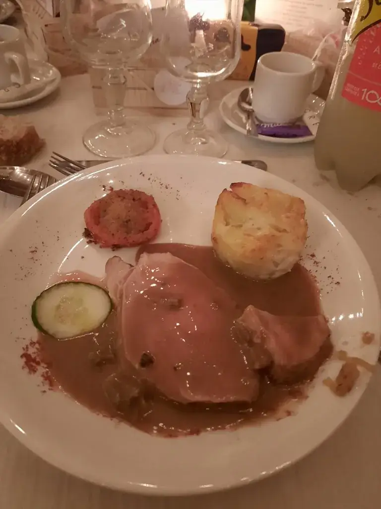 Mathilde Logeais_L'étang Moderne_Saint-Philbert-de-Bouaine_review