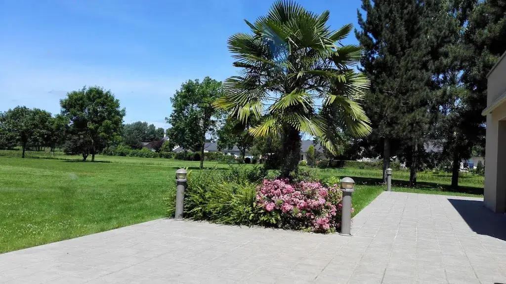 Au Pierrot Courtois (Sarl) Restaurant in Saint-Pierre-la-Cour