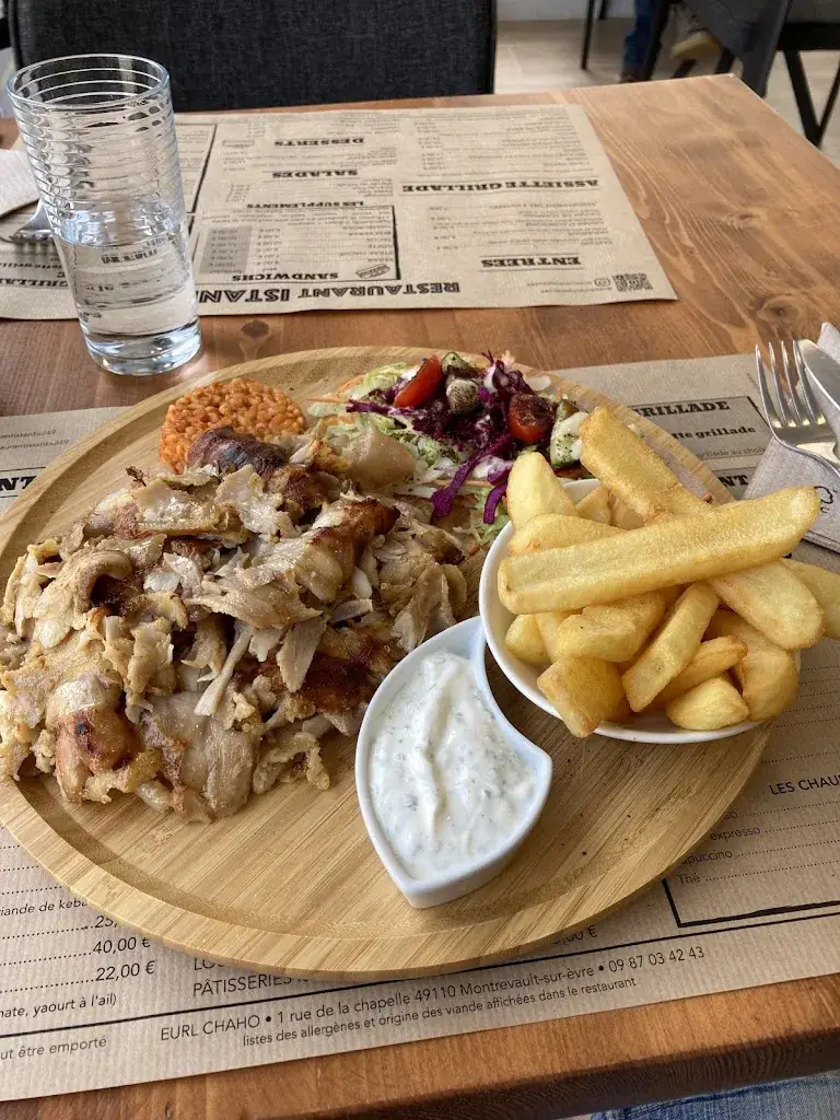 Menü_Restaurant Istanbul Saint Pierre Montlimart_Montrevault-sur-Èvre_Bild_2