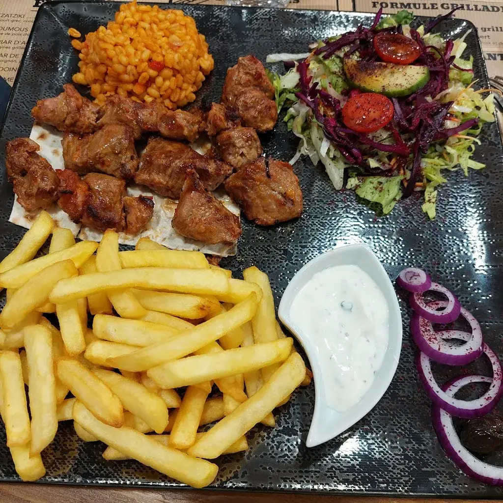 Menü_Restaurant Istanbul Saint Pierre Montlimart_Montrevault-sur-Èvre_Bild_3