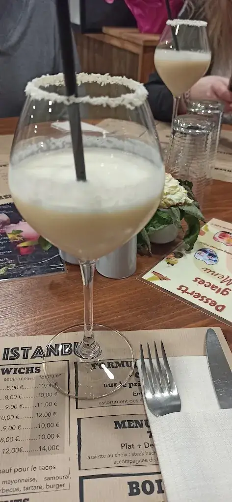 Ericka P_Restaurant Istanbul Saint Pierre Montlimart_Montrevault-sur-Èvre_Bewertung