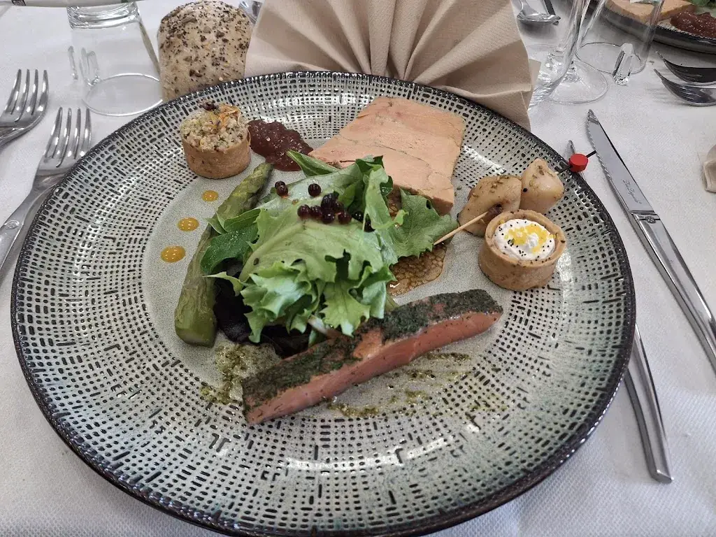 NATURE & FOLIES RESTAURANT A BEAUSSE_Mauges-sur-Loire_slider_image_2