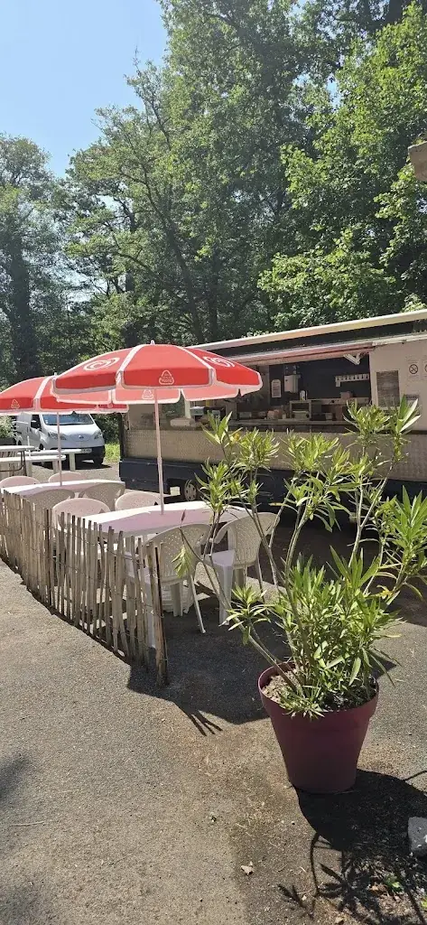 Ateepeek burger ristorante a Saint-Vincent-sur-Graon