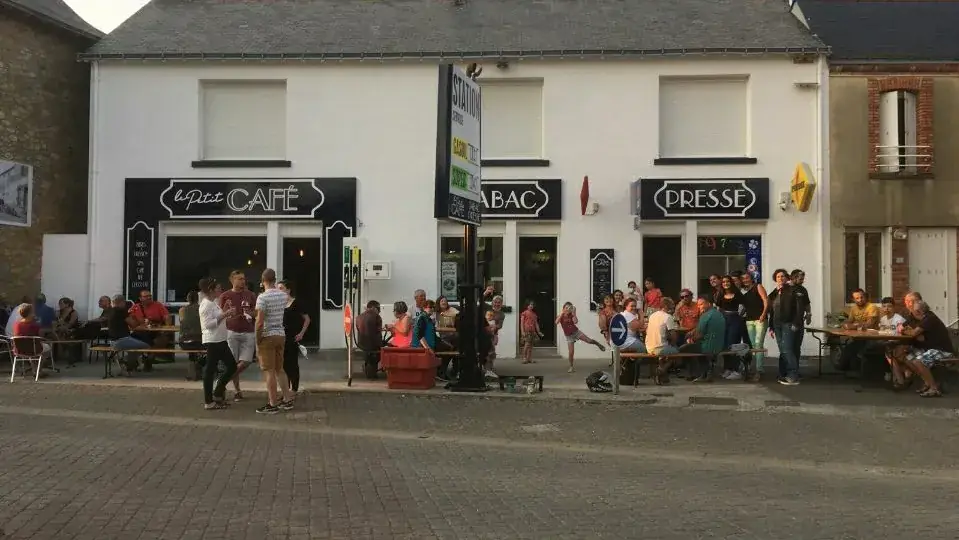 Bar Tabac Pmu Presse Station-service Anthony Evin- Le Petit Café_Saint-Vincent-des-Landes_slider_image_3