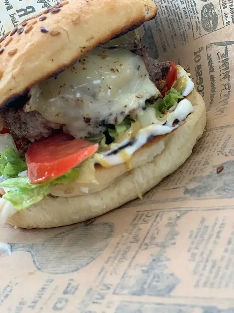 Gang of Burger restaurant in Saint-Vincent-des-Landes