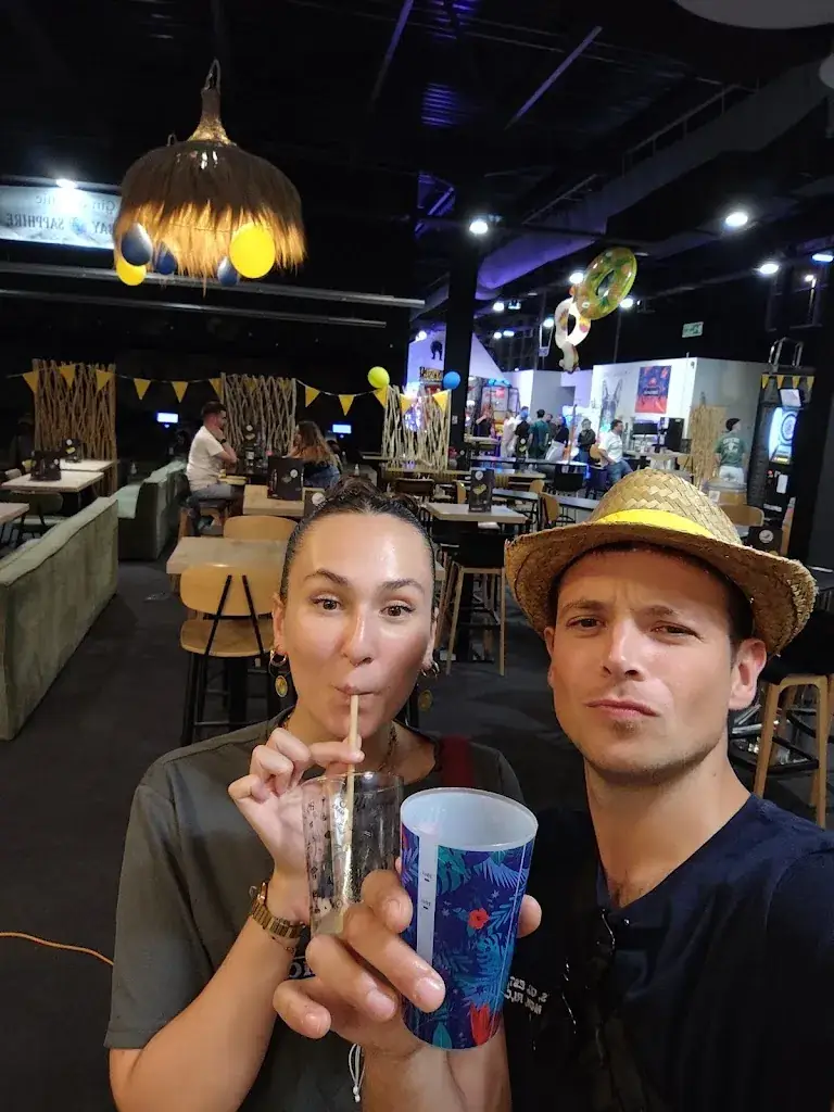 I Have a Dream_The Dog Bowl_Sainte-Anne-sur-Brivet_review