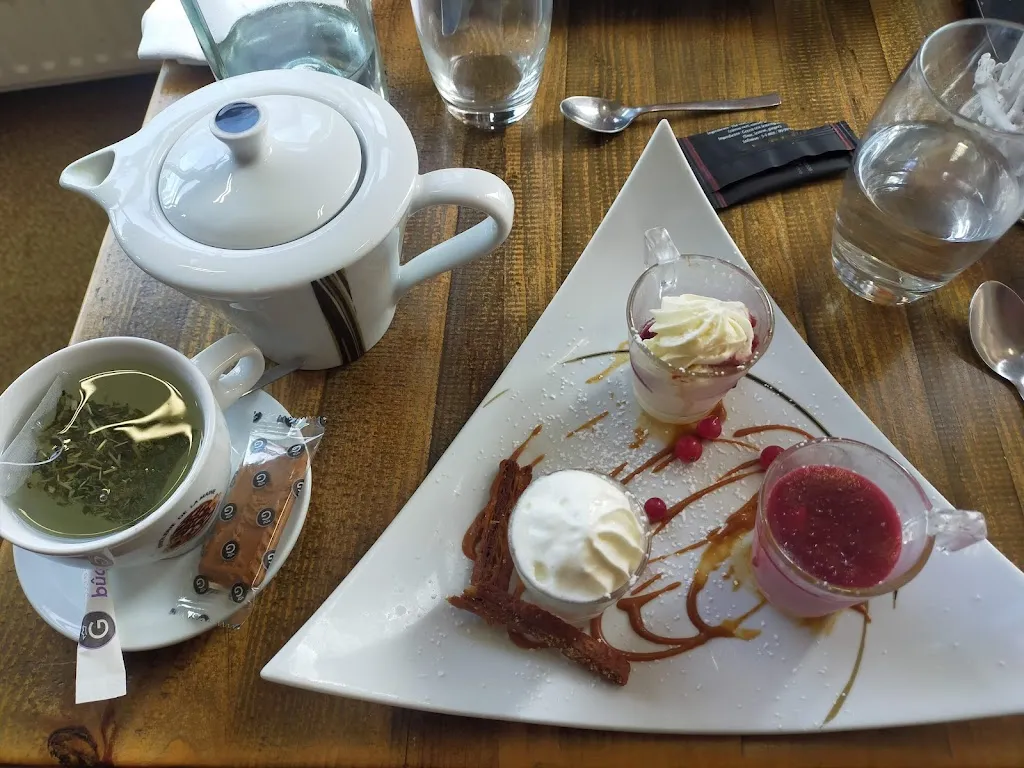 L'Orchidée_Sainte-Gemmes-sur-Loire_slider_image_3