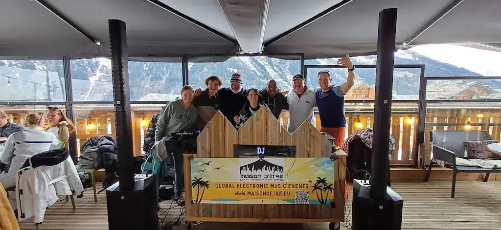 Mike Parkinson_Les Moulinettes_Sainte-Foy-Tarentaise_recensione