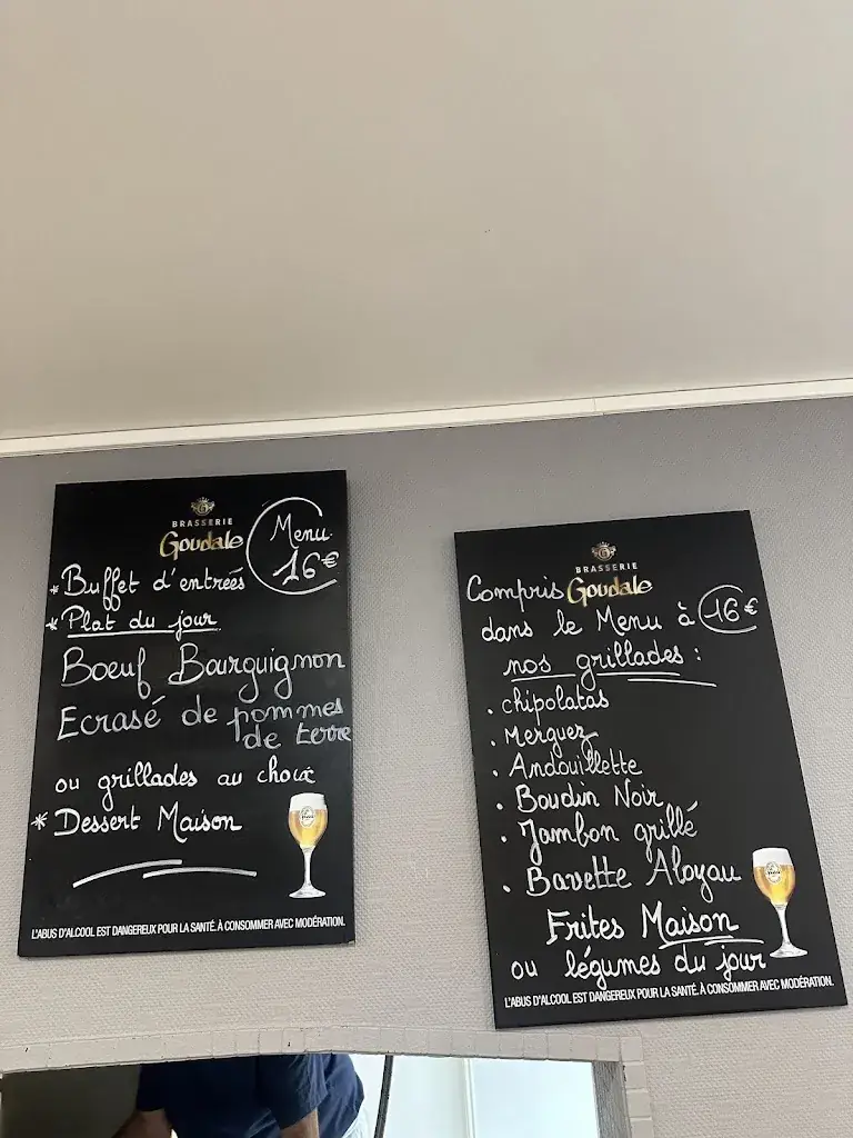 Alexandr Pesotsky_Restaurant Café de la Gare_Sainte-Pazanne_review