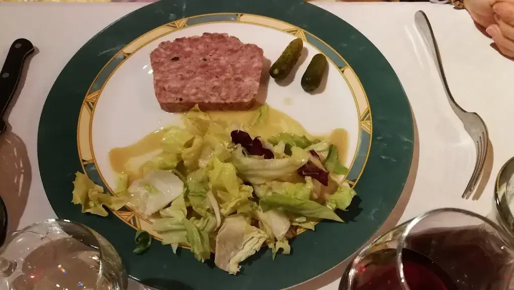 Christof Oeuvray_Café des Amis_Satigny_review