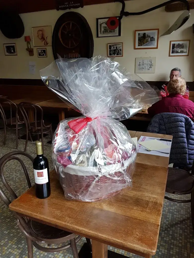 Café des Amis_Satigny_slider_image_3