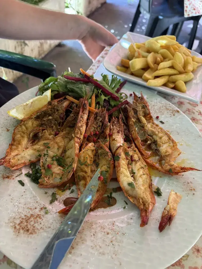 Joey Stevens_Restaurant et Hôtel la Farigoule_Sainte-Cécile-les-Vignes_review