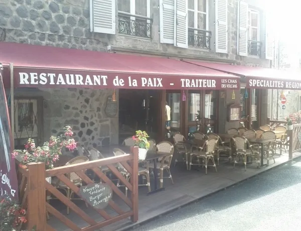 Restaurant de la Paix (Passion traiteur) ristorante a Murat