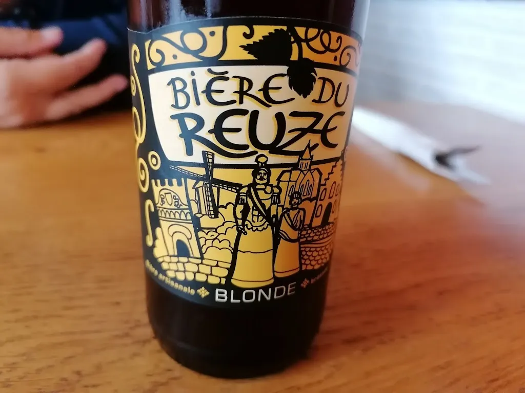 Menu_At St. Cecilia_Cassel_image_6