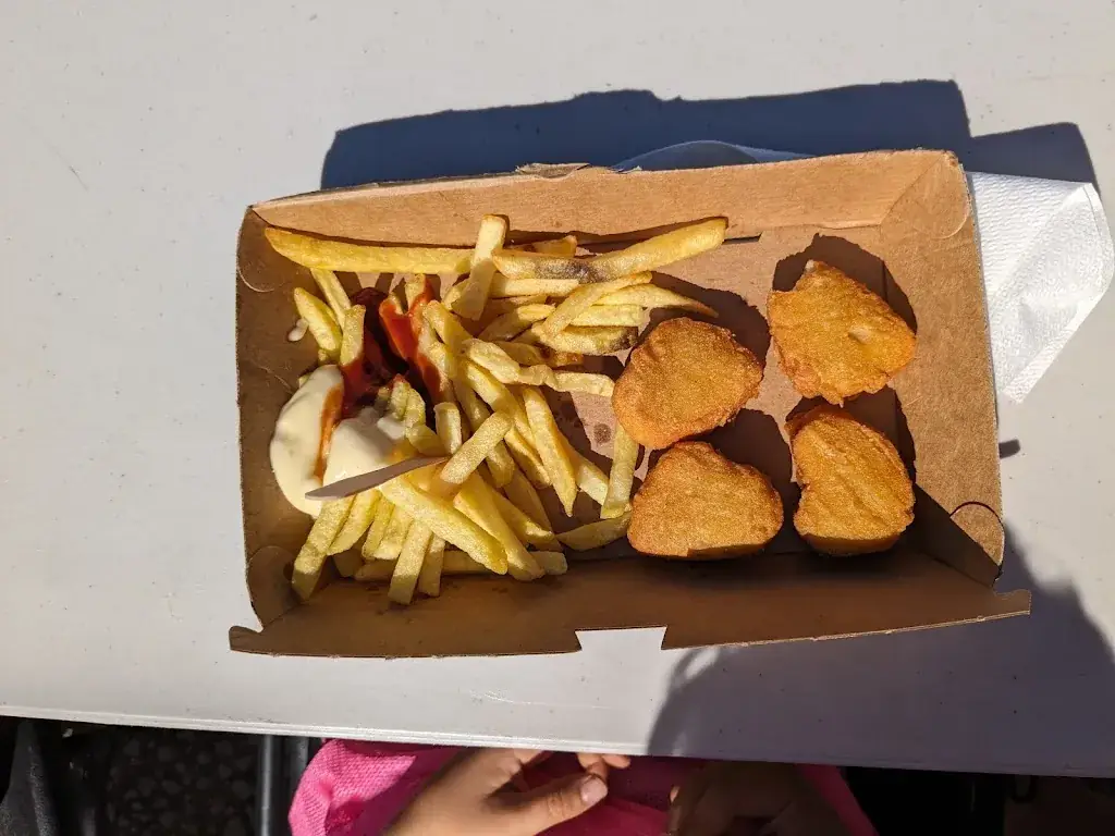 Ô camion_Sainte-Cécile-les-Vignes_slider_image_1