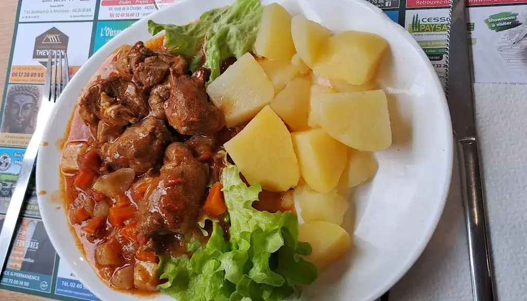 Tonton Moto_Le retro_Sautron_review