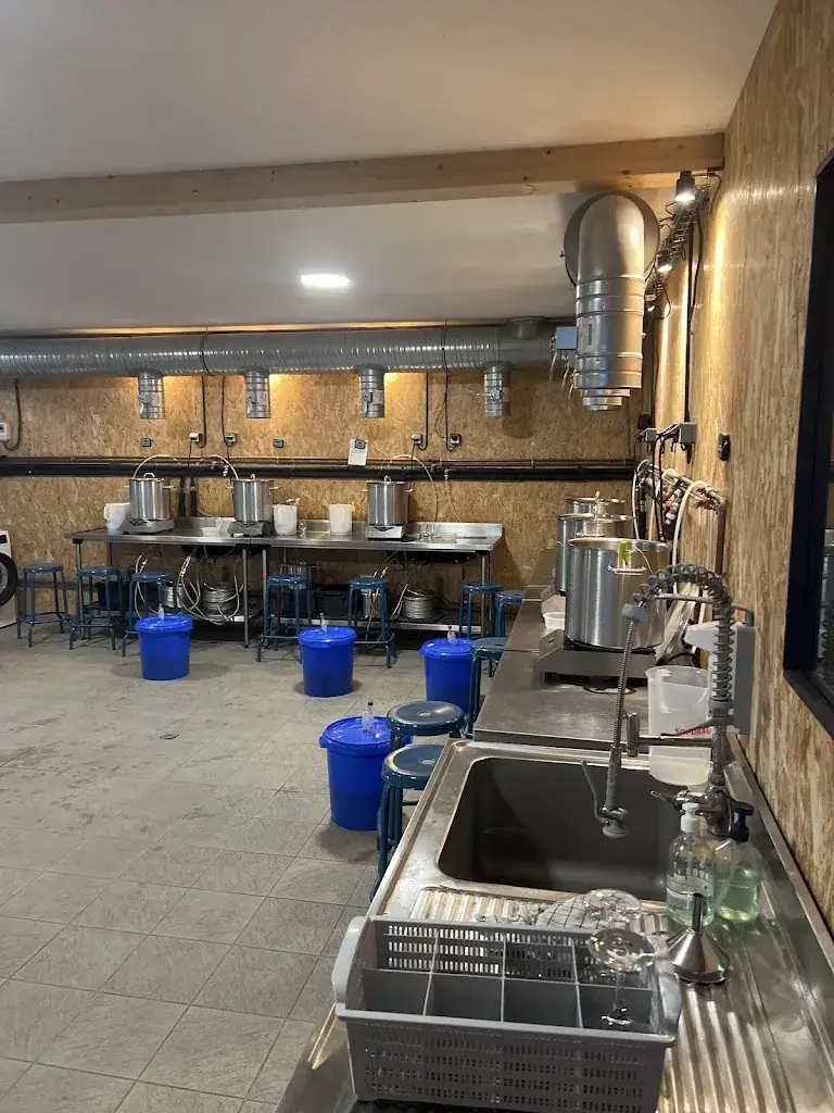 Nanouk Vilboux_La Hulotte - Brasserie & Distillerie_Sautron_review