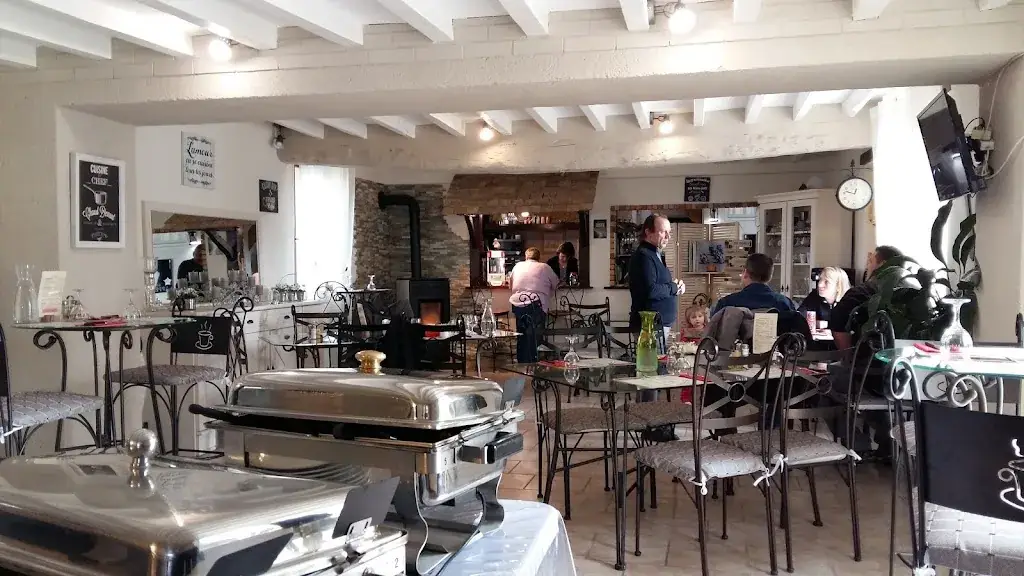 A la table du Puisard_Mézières-sur-Ponthouin_slider_image_2