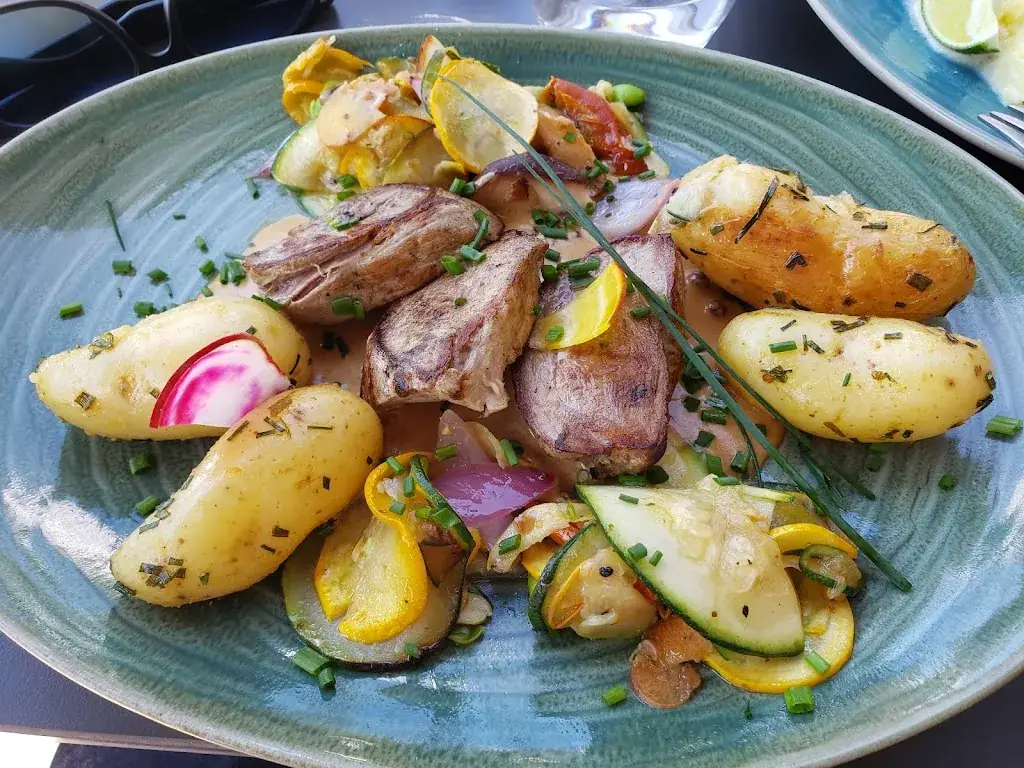 Matthieu BRODIN_L’apostrophe_Sucé-sur-Erdre_review