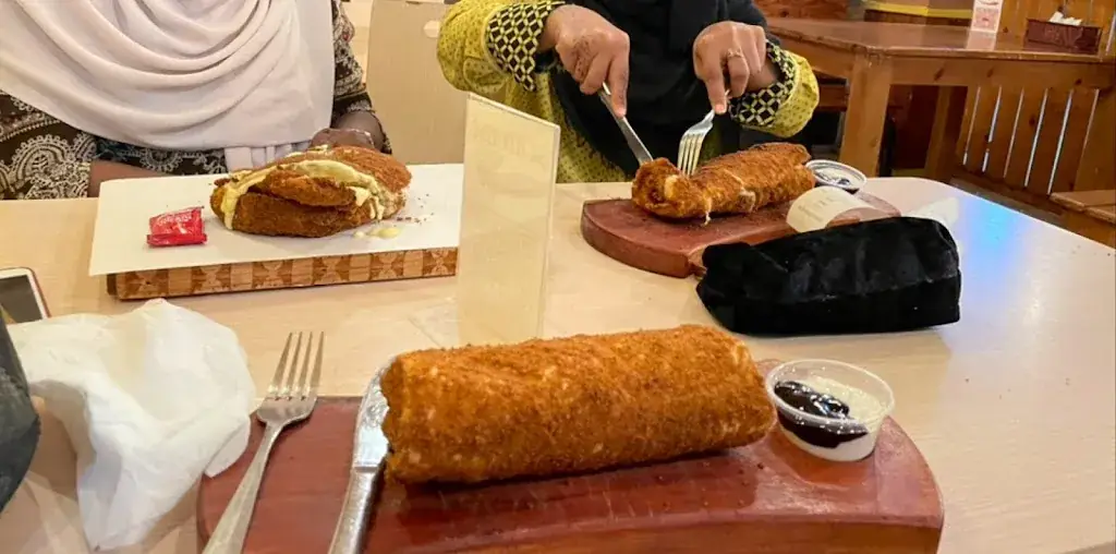 Marmar_Hanno’s Restaurant_Sudan_review