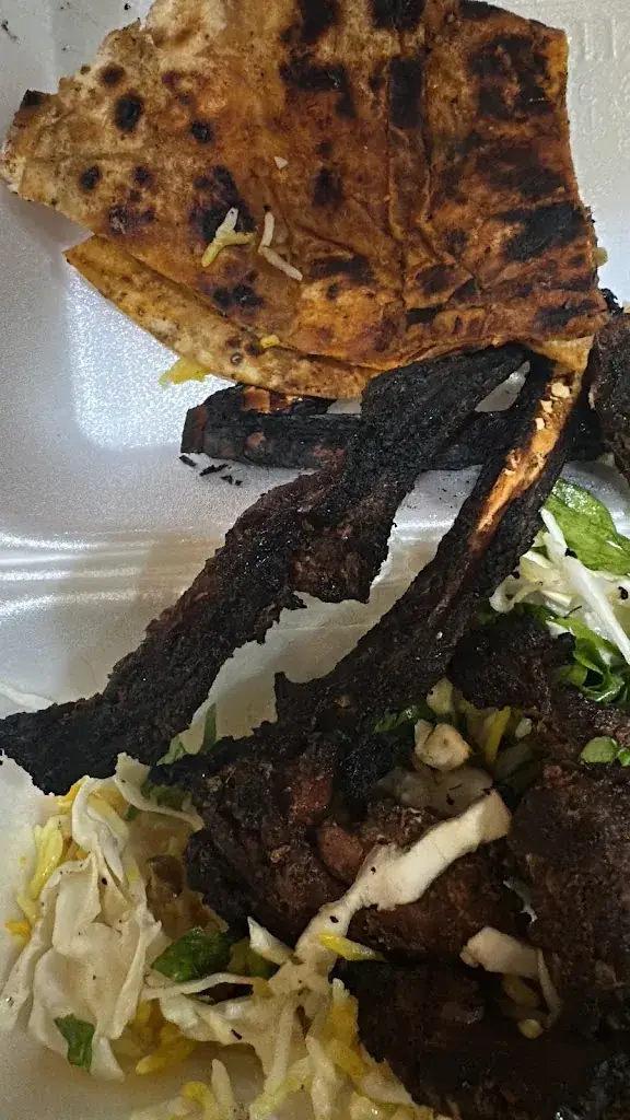 Gulzhigit Ermatov_مطعم اسطنبول التركي Istanbul Turkish Restaurant_Sudan_recensione