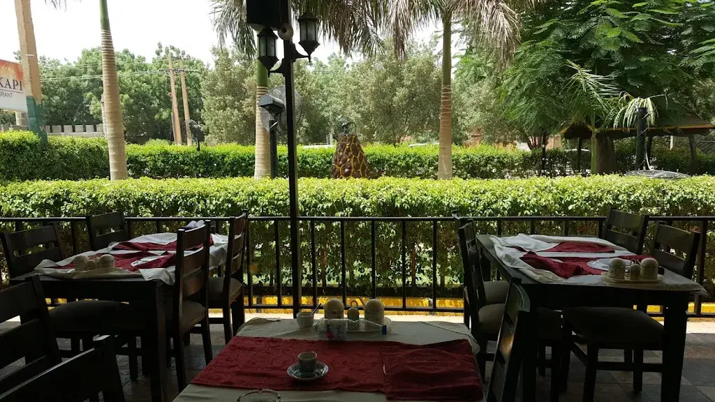 Topkapi Restaurant_Sudan_slider_image_1