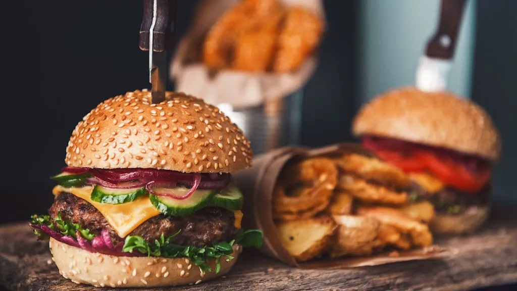 BISTRO-TRUCK restaurant in Touvois