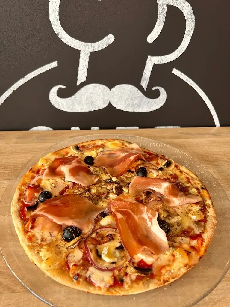 Chez Poupou restaurant in Treize-Septiers