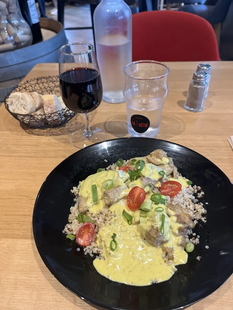 apolline desgrouas_brasserie restaurant la boétie_Saint-Nazaire_review