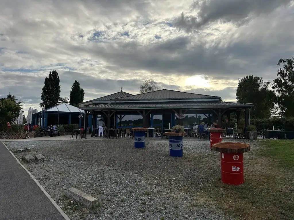 Maarten van Rooijen_Le Chalet du Lac - 72160 TUFFE_Chéronne_review