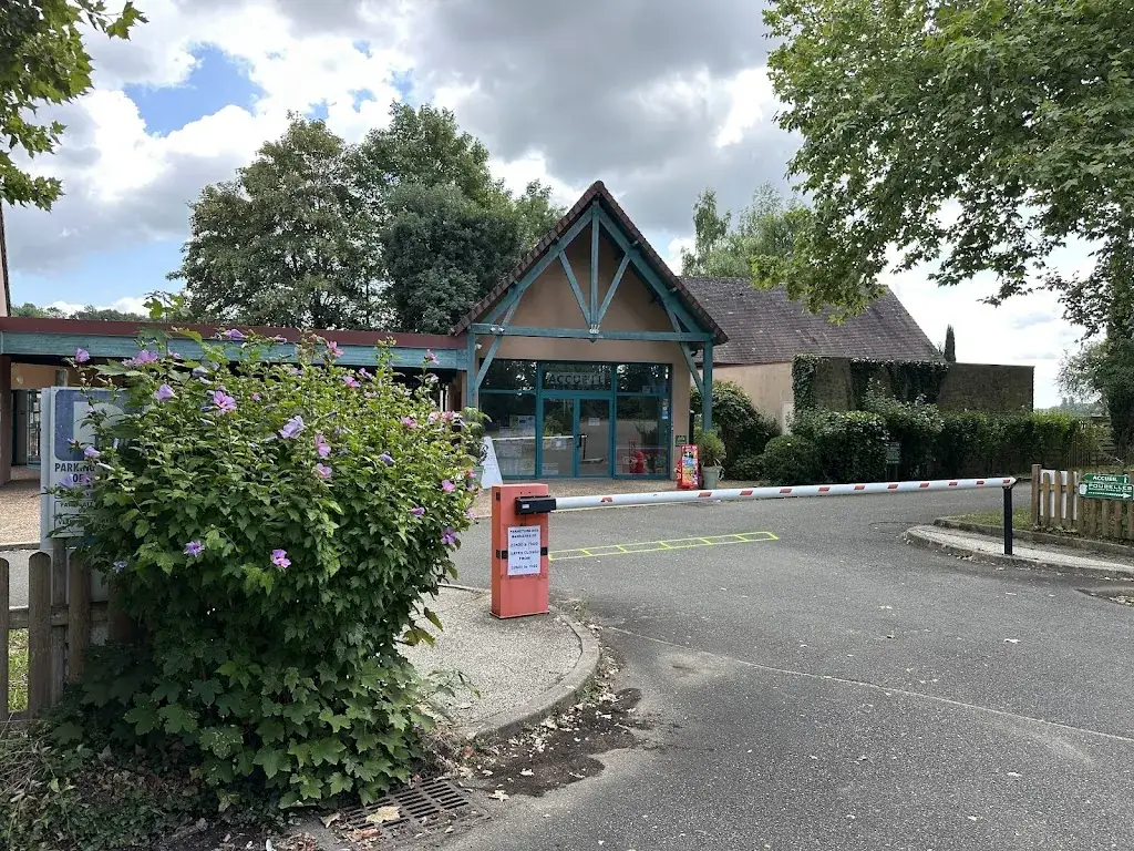 Maarten van Rooijen_CAMPING DU LAC ****_Chéronne_review