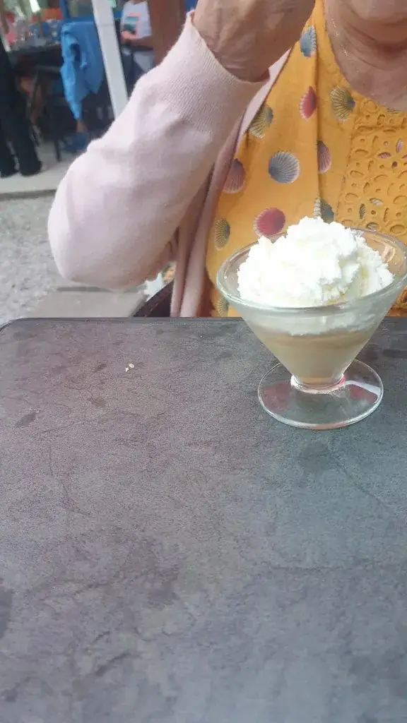 celine gefflaut_Le Chalet du Lac By Chez Papy'nk_tuffé_review