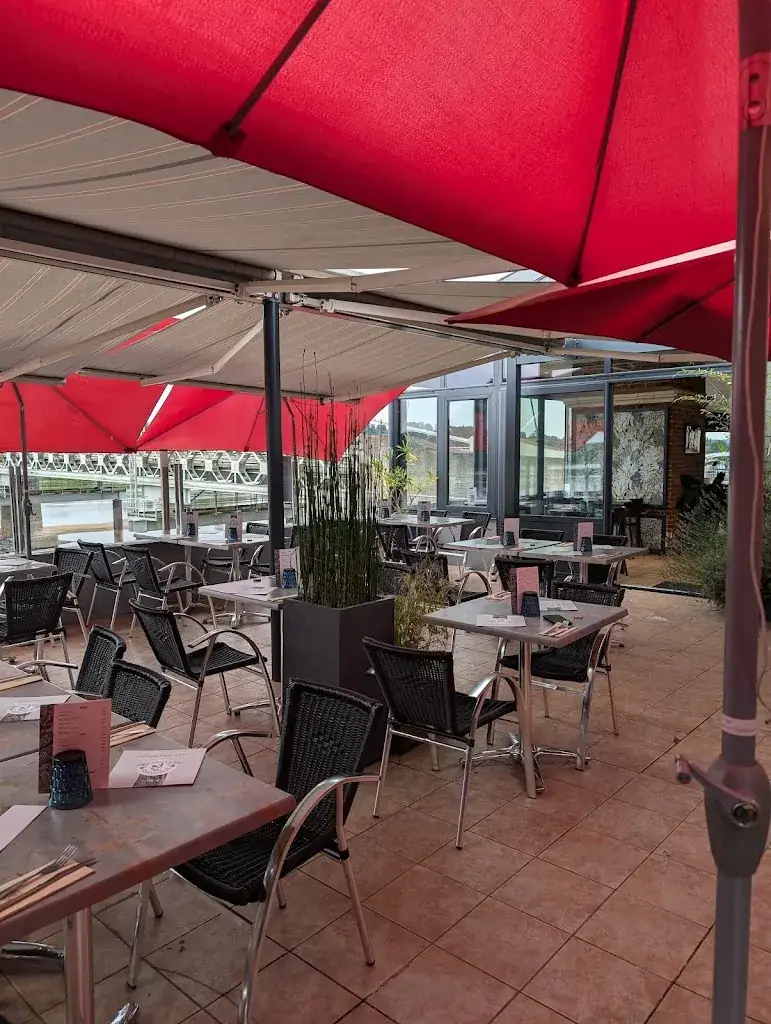 Le Valentino restaurant in Loireauxence