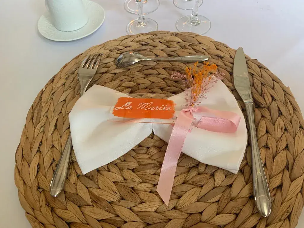 Adeline Boulissiere_Services Traiteur_Vernantes_review