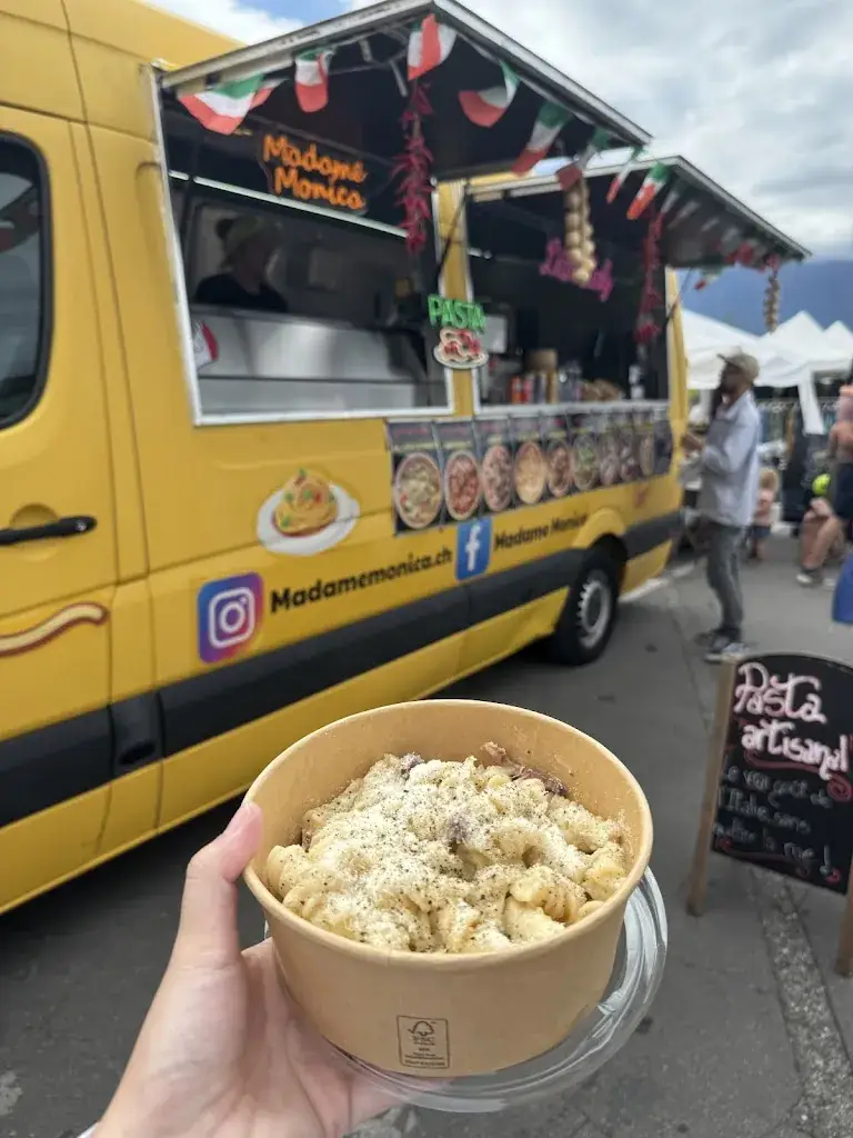 IP P_Madame Monica_Vevey_review