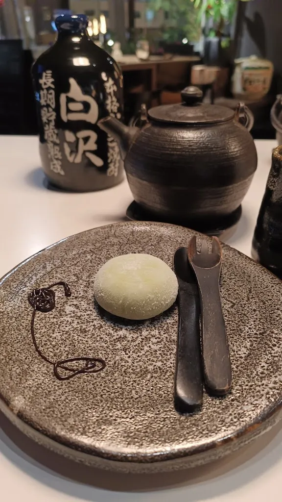 Floriane h._Ichioshi_Vevey_review