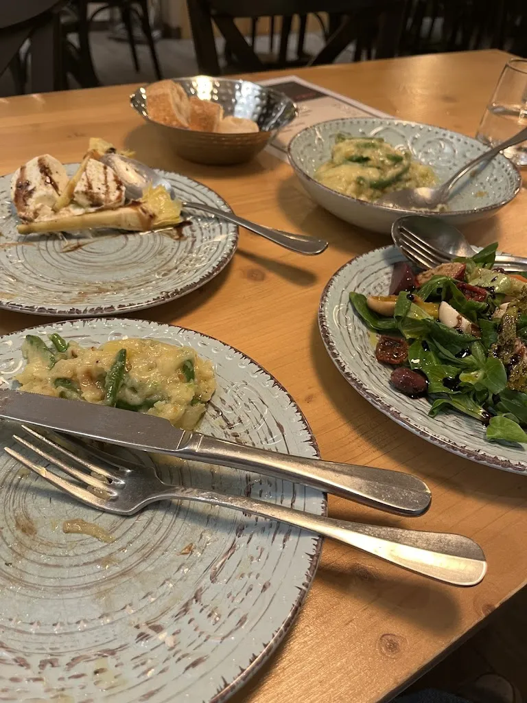 Charlotte Gray_La Valtellina_Moûtiers_recensione