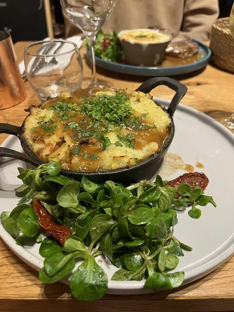 Sonia Ctl_Such Father Such Son Vertou_Vertou_review