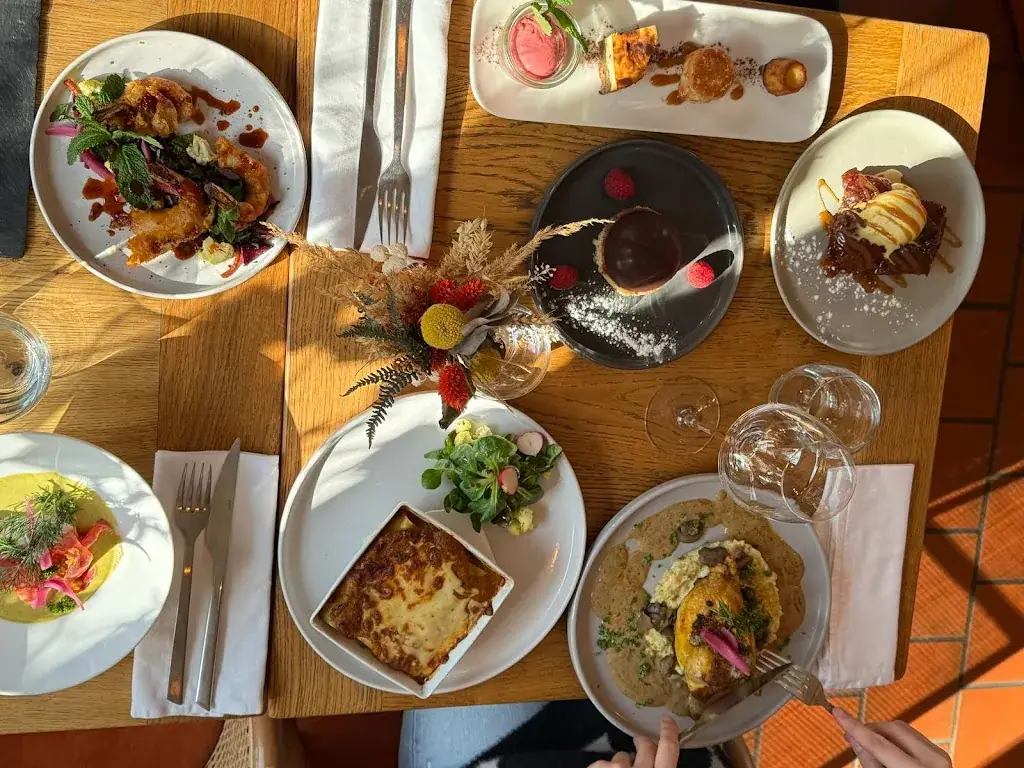 Such Father Such Son Vertou_Vertou_slider_image_3