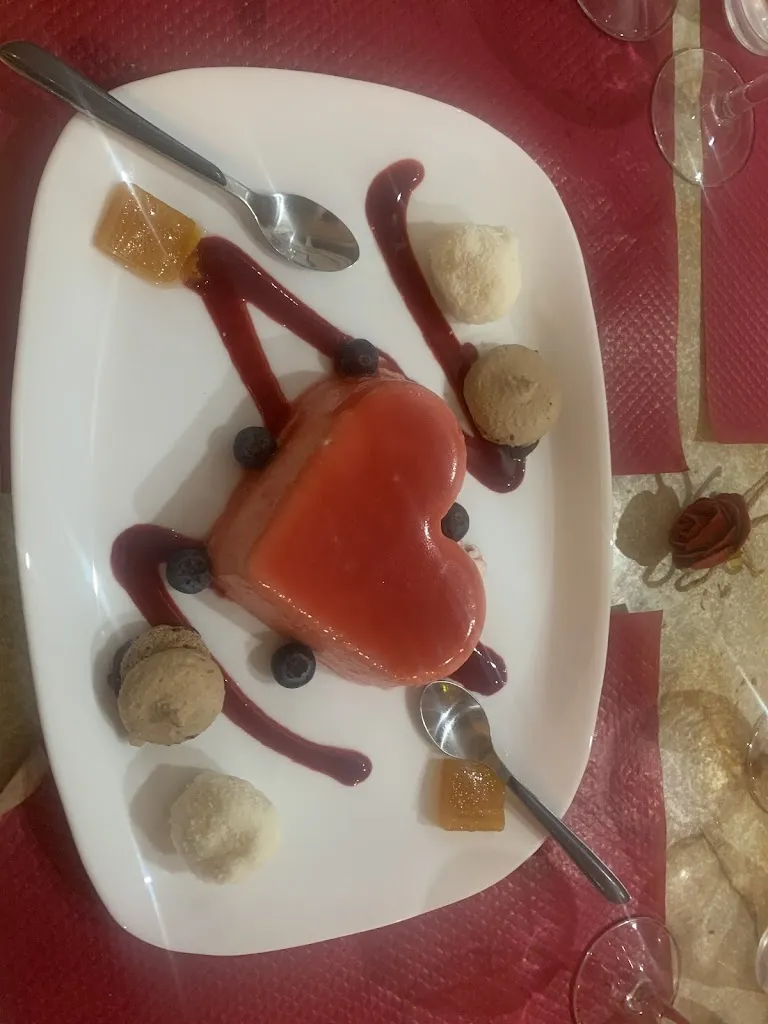 Laurence GUILLARD_A Table_Vibraye_review