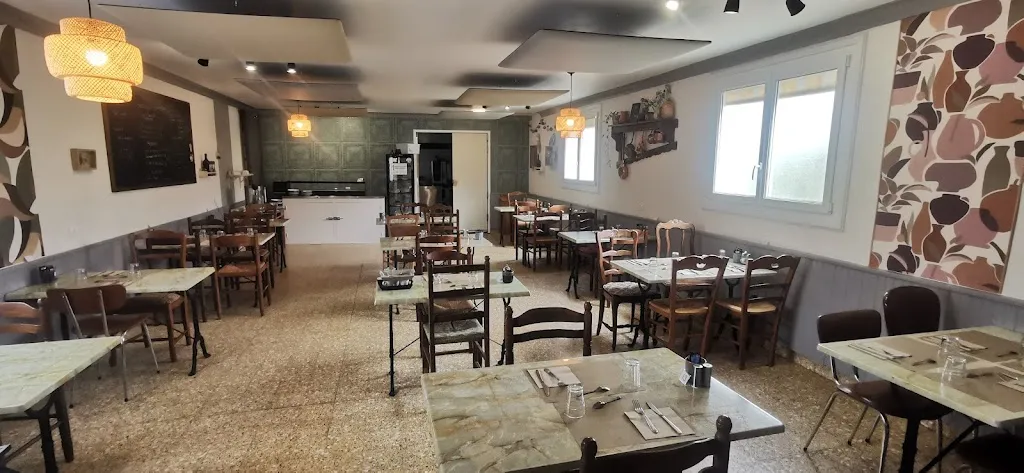 A Table_Vibraye_slider_image_3