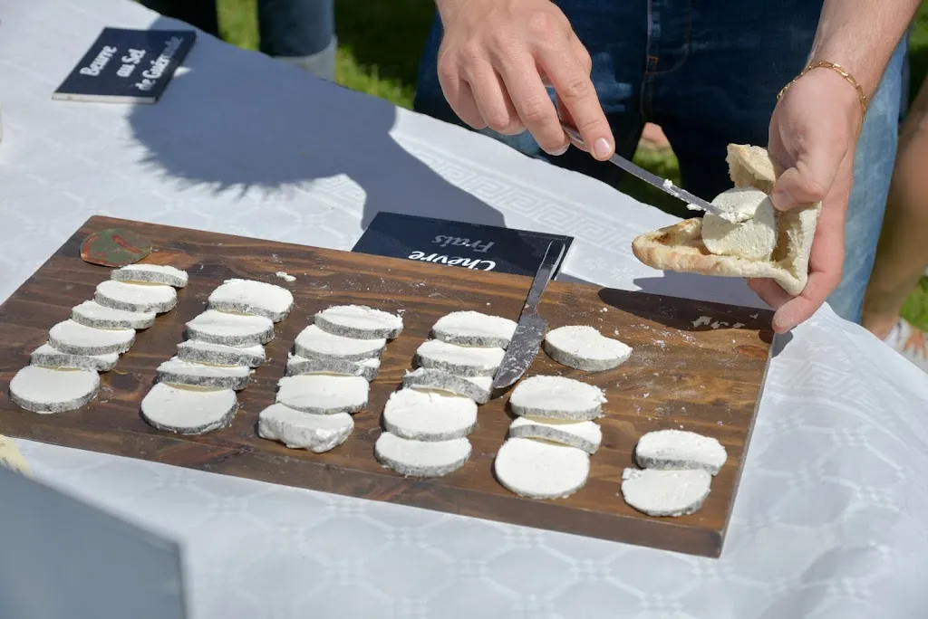 Le Père Fouée 't' Art_Villebernier_slider_image_2