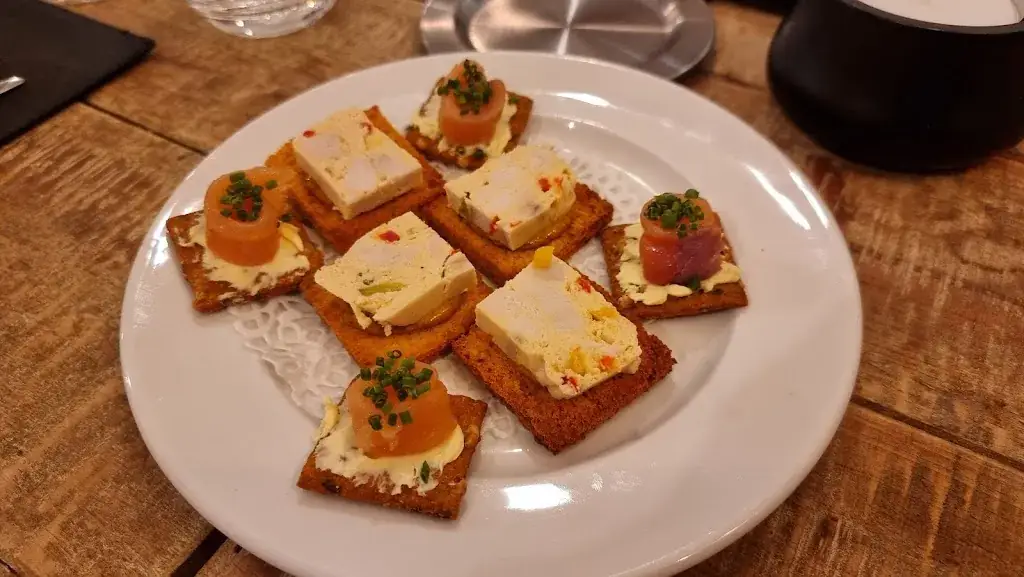 Emmanuel Girard (Emmgi)_Restaurant L'Etape Gourmande Vihiers_Lys-Haut-Layon_review