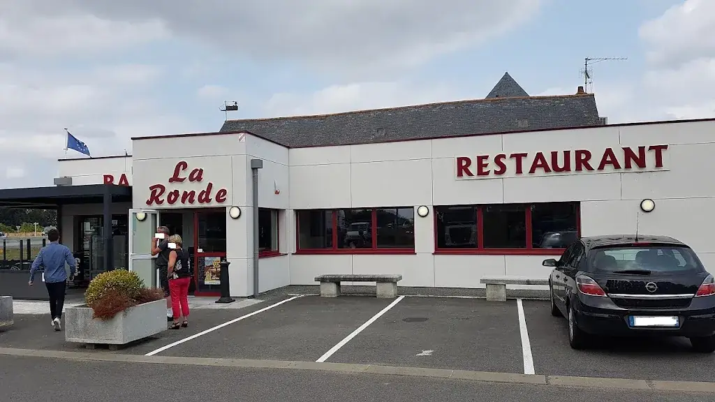Relais de la Ronde restaurant in Vivy